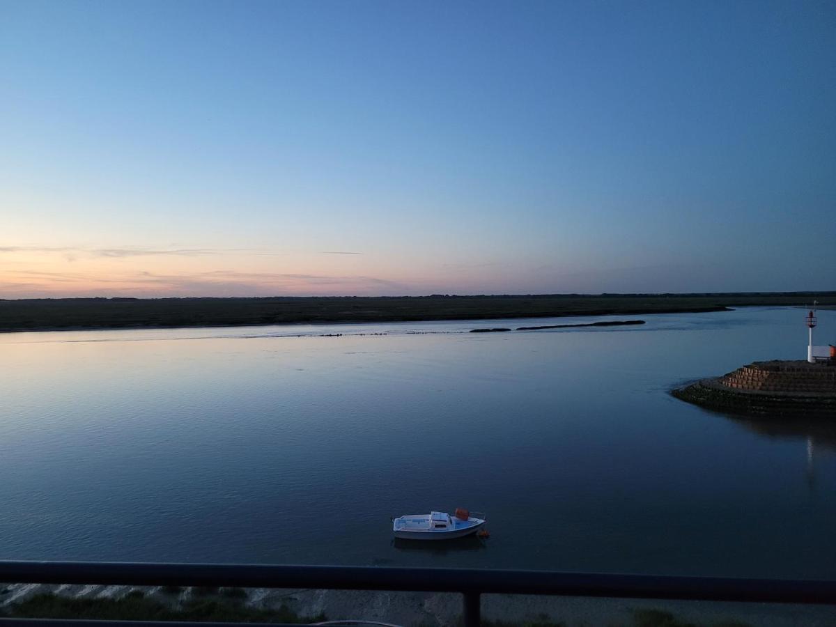 Vue Et Terrasse Panoramique Sur La Baie De Somme Apartment Saint-Valéry-sur-Somme Exterior photo